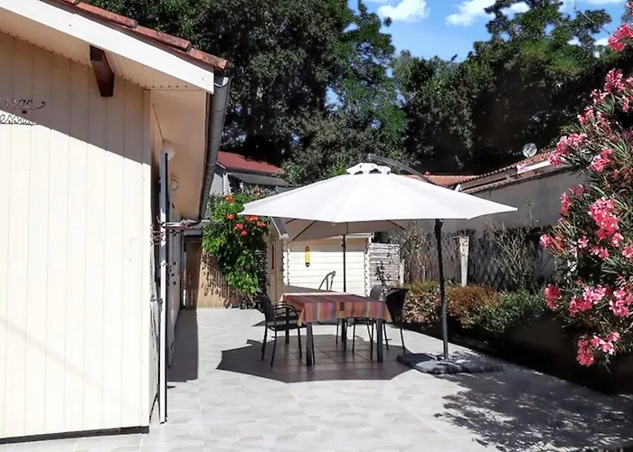 Charmante Maison Avec Jardin à Arcachon, Parfaite Pour 6 Personnes